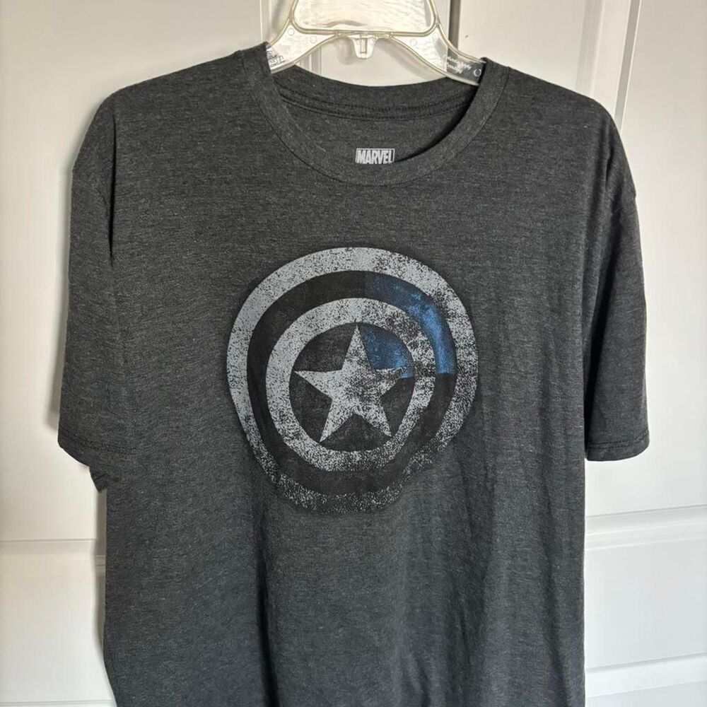 Marvel Men's Grey T-shirt